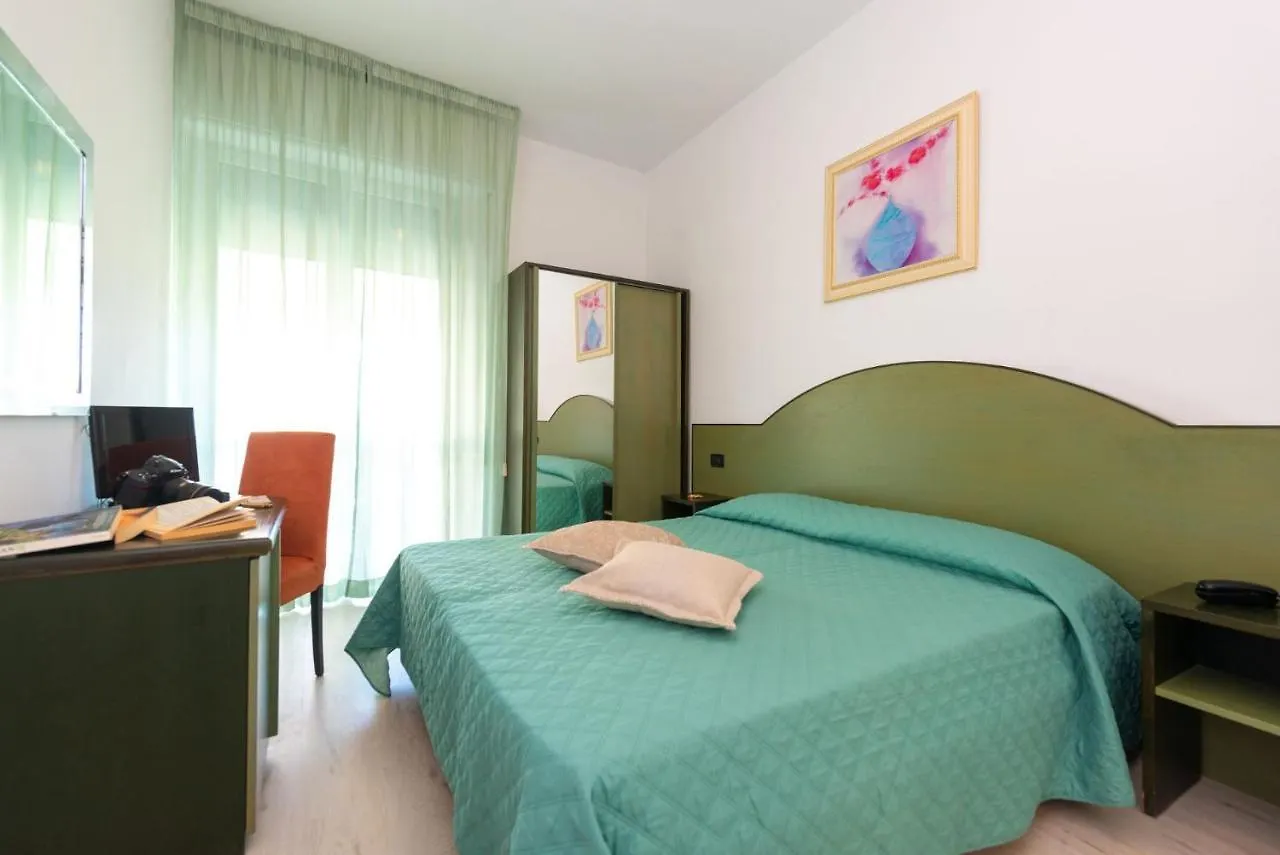 ***  Hotel Sirena ليدو دي كامايوري إيطاليا